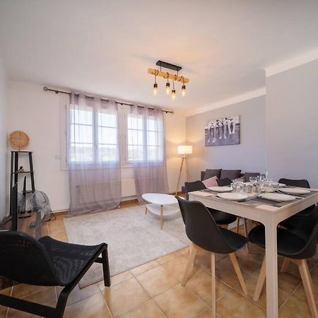 Appartement Tout Equipe Traversant 6 A 8 Couchages Marseille Exterior photo